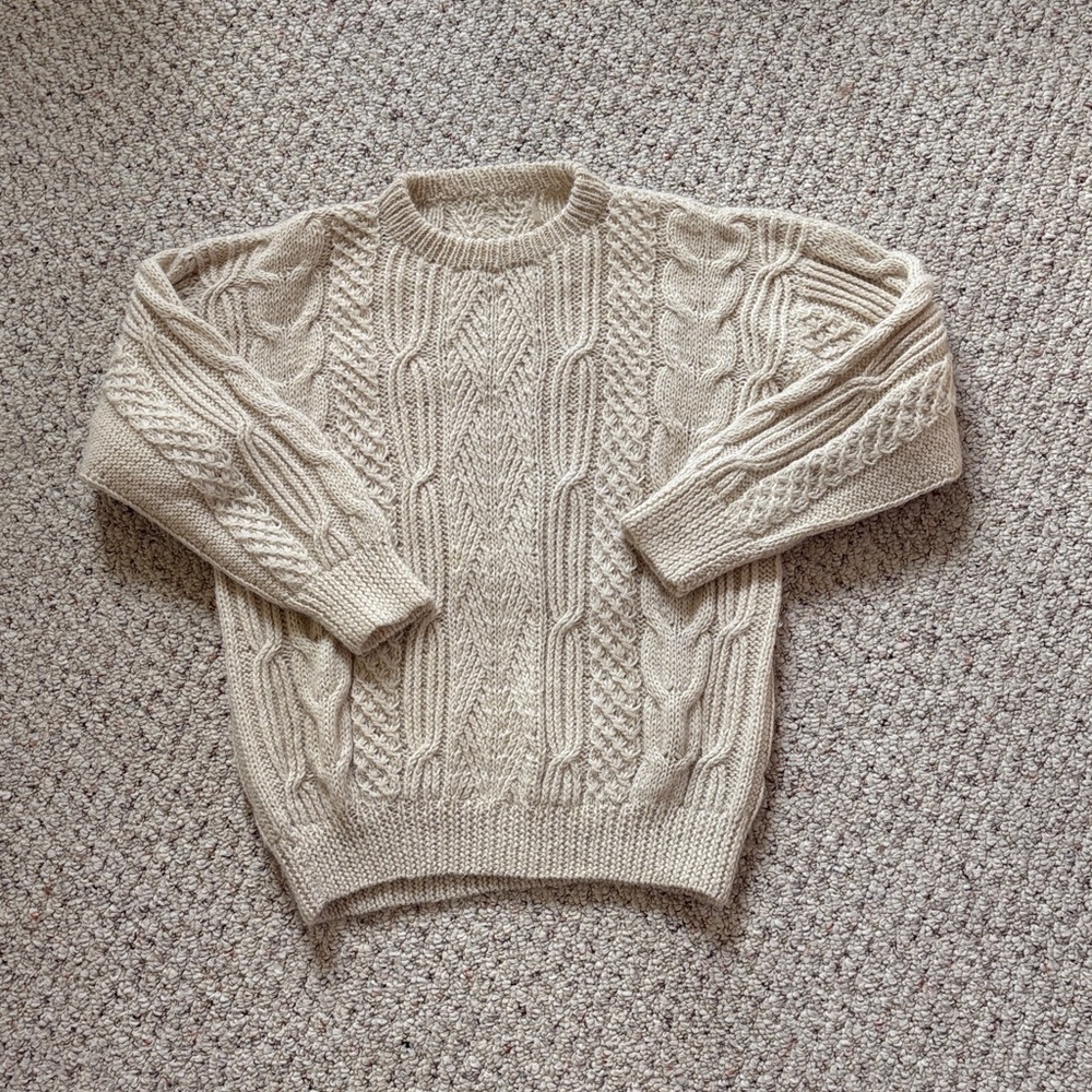 Women’s 100% wool sweater